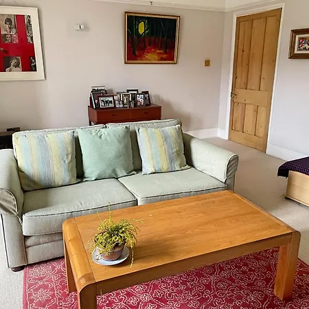 Cosy And Quiet Garden Flat * Bristol
