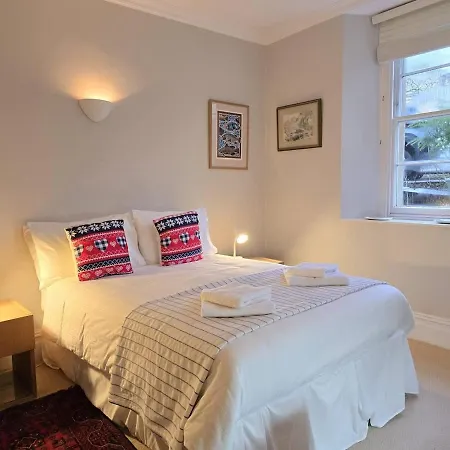 Apartman Cosy And Quiet Garden Flat Bristol