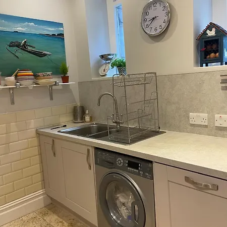 Cosy And Quiet Garden Flat * Μπρίστολ
